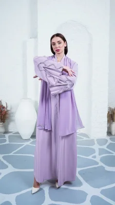 عباية مرصعة بالأحجار راقية - عبایه مفتوحة ملوّنة مزينة بحجارة كريستالية