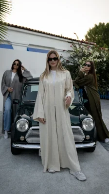 عباية سادة راقية - عباية جاكار ملونة مفتوحة